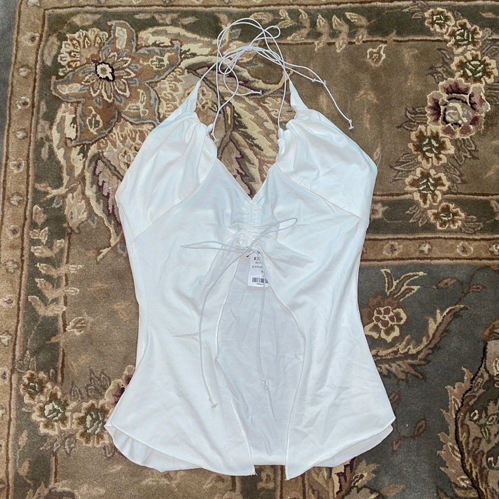 AKIRA white top